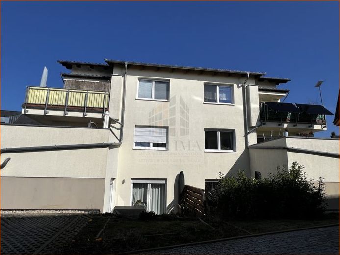 Energieeffiziensklasse A! Mehrfamilienhaus (Neubau) mit drei Wohneinheiten zu verkaufen – Foto 1