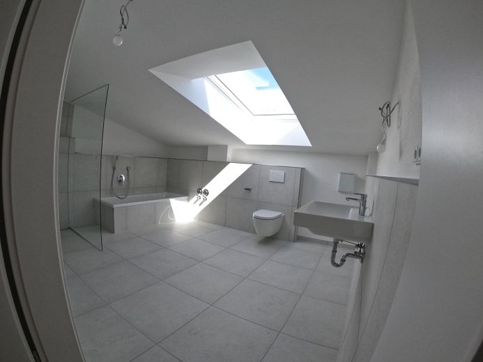 Nuova costruzione - Mansarda al primo ingresso, 75 m², subito disponibile! – Badezimmer 