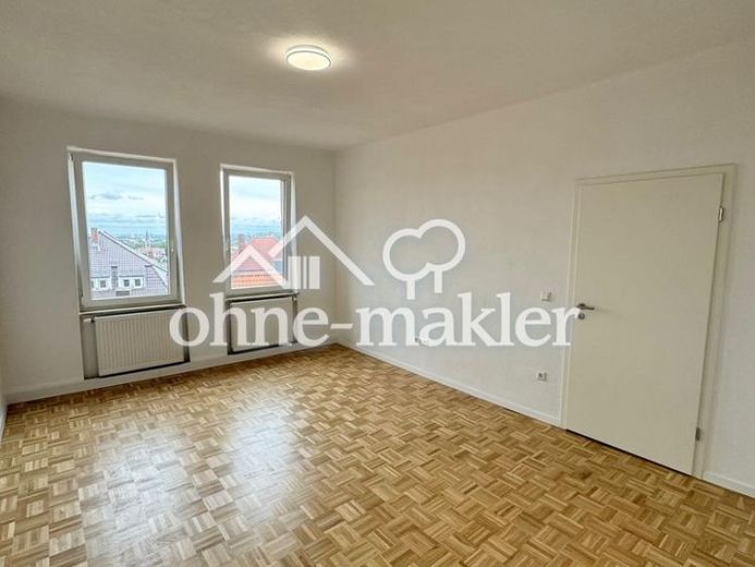 Appartamento di proprietà recentemente ristrutturato a Stoccarda Est con vista panoramica – Foto 1