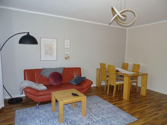 🏡 Moderne Möblierte Wohnung – Voll ausgestattet – zentrale Lage – Einziehen & Wohlfühlen! – Foto 4