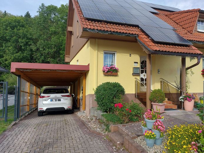 Eigene E-Ladestation mit PV