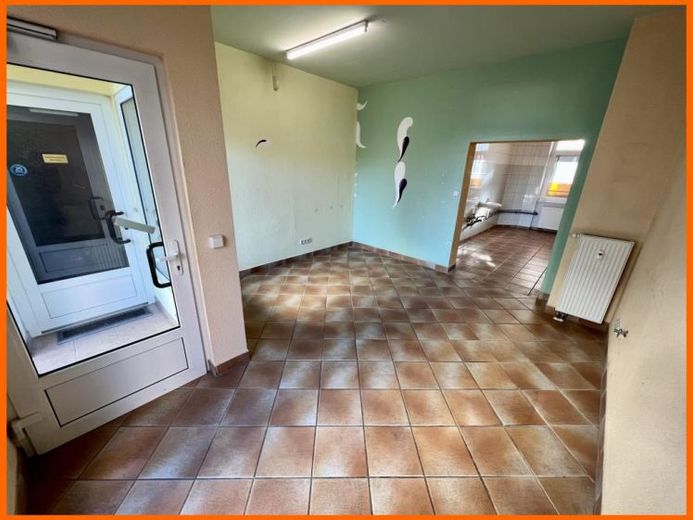 2 petits locaux de bureau et commerciaux à vendre à Gera ! Proche du centre ! – Photo 1