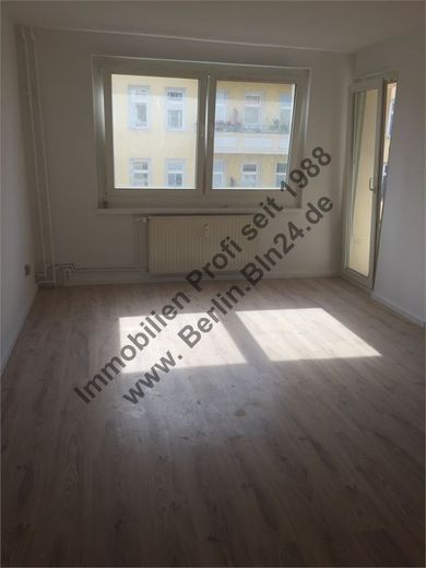 Mietwohnung - Nähe U-S Bahn -Süd Balkon teils WG geeignet – 13.09.2015 154