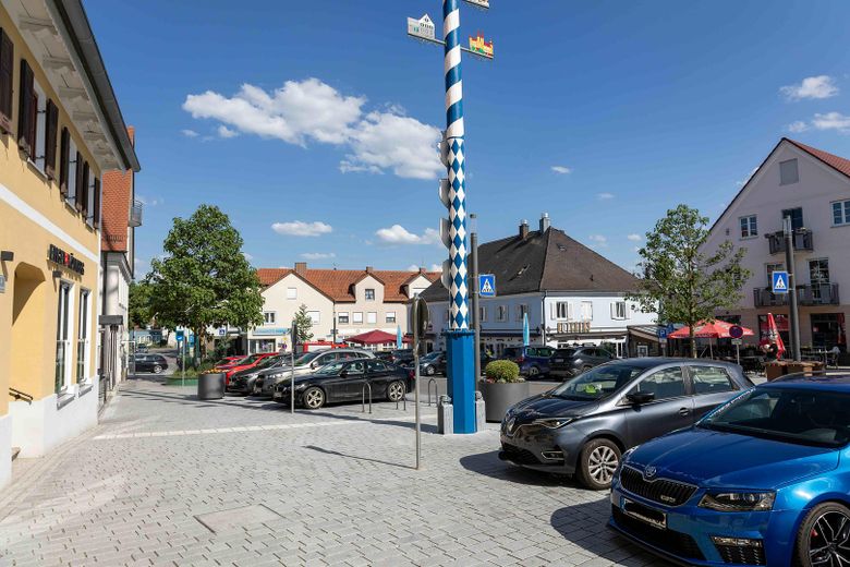 Urokliwe lokale handlowe w bezpośrednio najlepszej lokalizacji przy rynku (40 lub 80 m²) – Marktplatz I