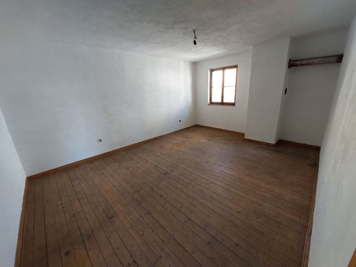Ehemaliger Vierseitenhof mit Hufschmiede PROVISIONSFREI in Langenlonsheim zu verkaufen – Hufschmiede R2 15,43 m²