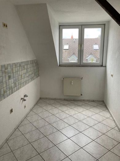 Vollvermietetes und saniertes Renditeobjekt mit Balkonen und Aufzug in zentraler Lage – PHOTO-2022-09-21-09-08-08_5