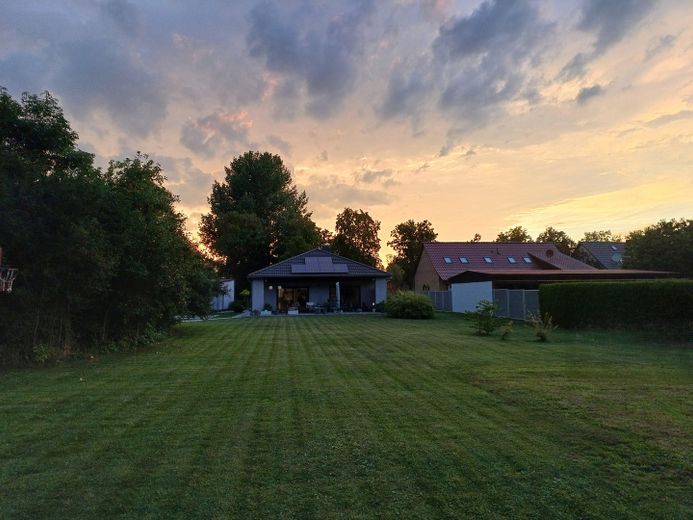 Exklusives Einfamilienhaus mit parkähnlicher Gartenanlage, hoher Autarkiegrad – फोटो 3