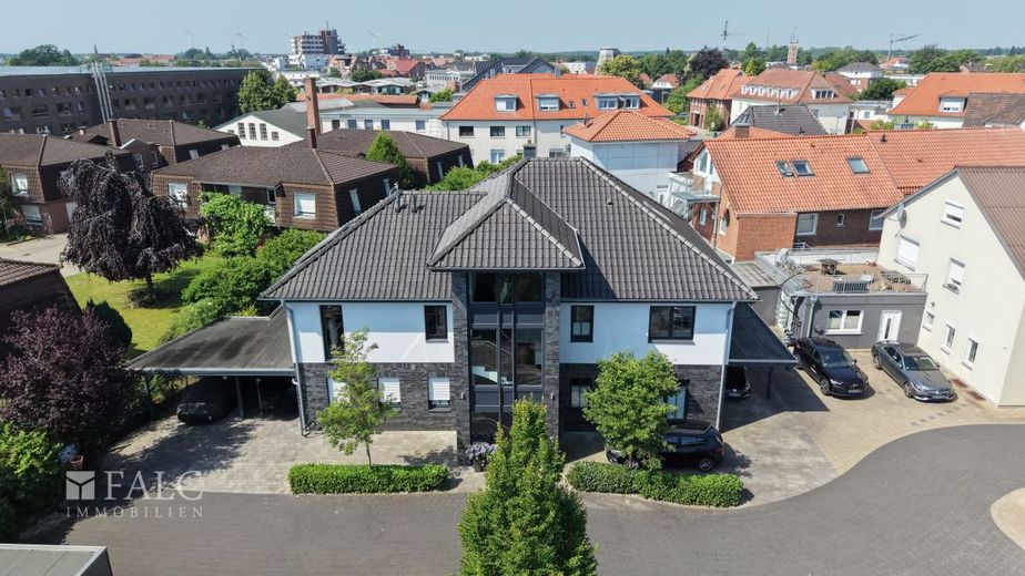 Moderne 3 -Zimmer-Wohnung mit Smart-Home, Dachterrasse &amp; hochwertiger Ausstattung – Außenansicht