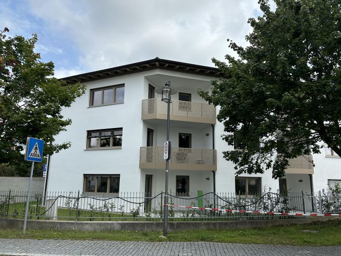Neubau von 2024, 3-Zimmer-Wohnung mit 150 qm Garten,  Aufzug, TiGa, – Foto 5