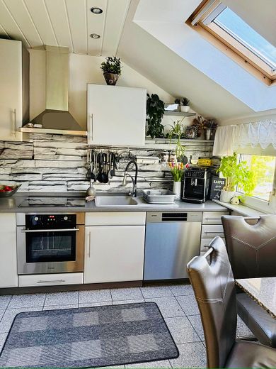 Helle 4-Zi-Wohnung in ruhiger Lage in Rastatt - mit Balkon, Garage, Garten – Foto 5