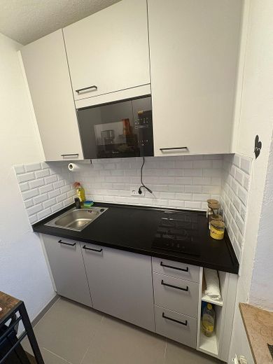 Bilocale con balcone, cucina componibile e posto auto in autorimessa a Passau – Foto 8