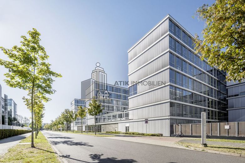 ATIK: Lichtdurchflutete Büroflächen in repräsentativer Lage – Außenansicht
