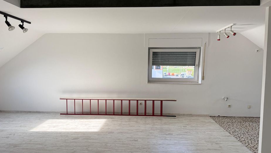 Sessiz bir konumda aydınlık 64m² stüdyo/ofis – Fotoğraf 6
