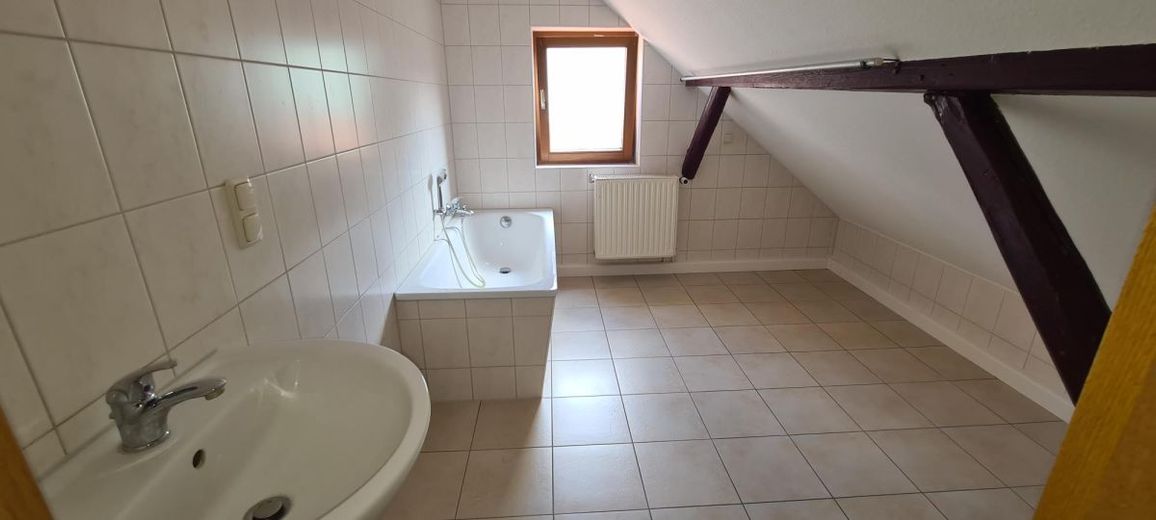 ab sofort: Gemütliche 2-Zimmer-Wohnung in Stadtmitte Stadtroda´s – 20260622_153310