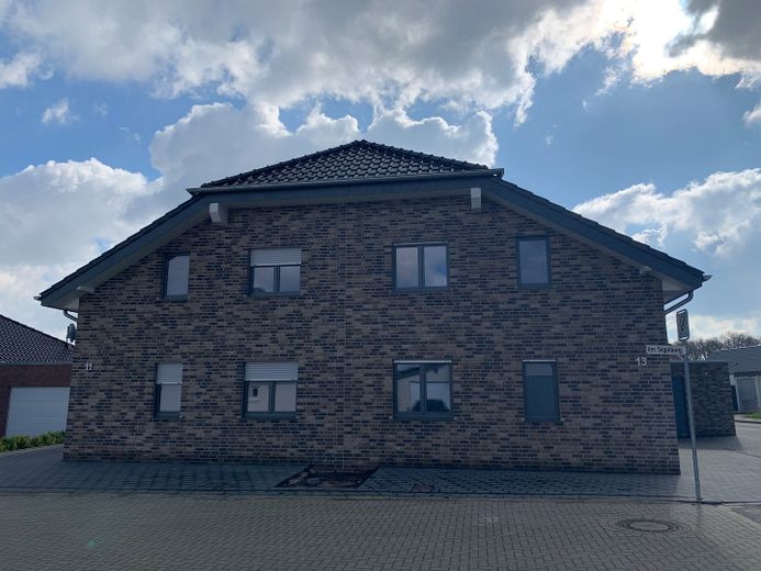 Exklusive 2-Zimmer-Wohnung in Wassenberg – Ansicht vorne