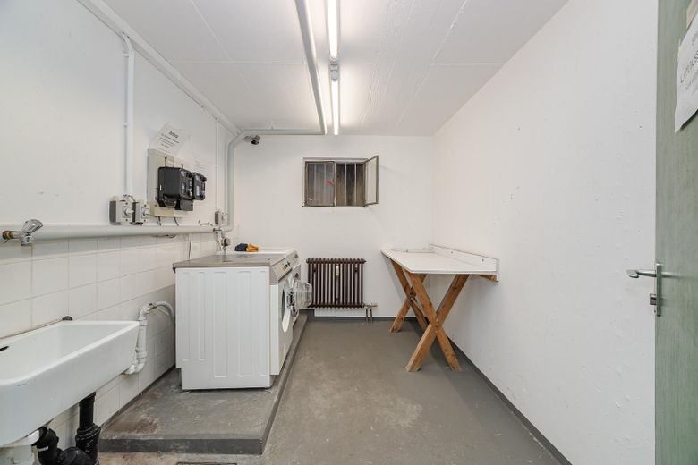 Luminoso y modernizado piso de 3 habitaciones: 2 balcones, completamente modernizado en Múnich-Neubiberg – Foto 24