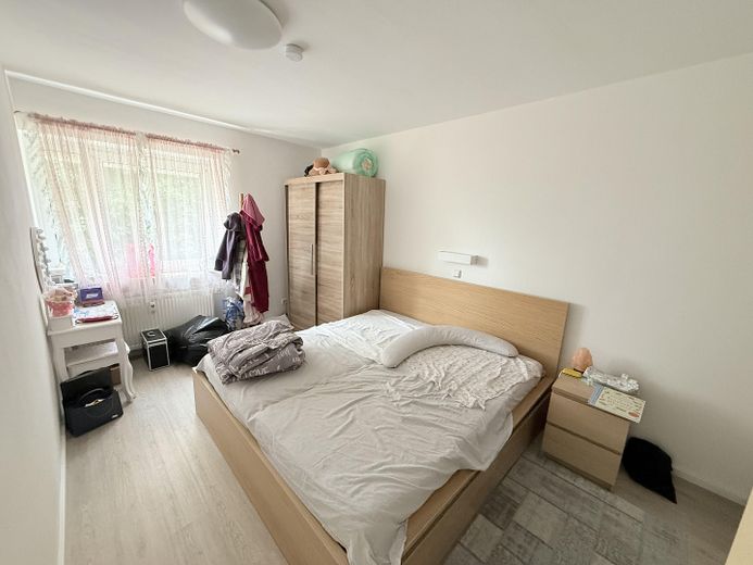 Königstein. Attraktive 4-Zimmerwohnung in Laufnähe zur Innenstadt – Schlafzimmer