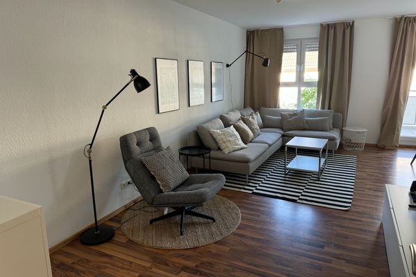 S'installer – Emménager – Se sentir bien. Appartement de 2 pièces à Francfort-Niederursel