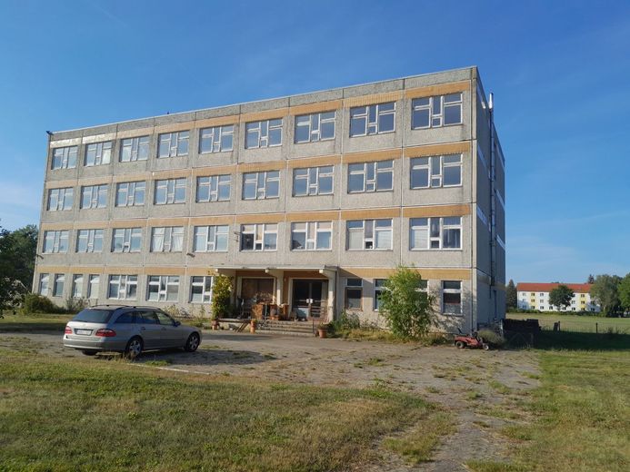 Vielseitiges Raumwunder in Seehausen zwischen Hamburg und Berlin – Vordereingang