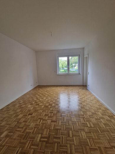 Buchholz! Huis in huis - appartement op de begane grond van 156 qm met terras, tuin en grote garage – Schlafzimmer 1