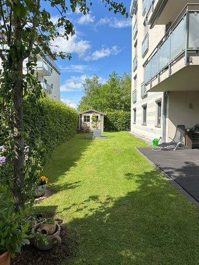 Moderne 3-Zimmer-Wohnung mit großer Terrassse und Garten – Foto 14