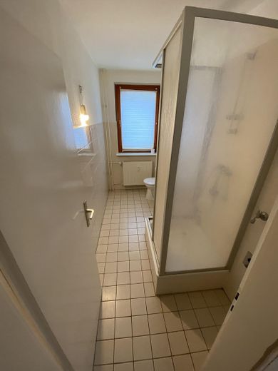 3-Zimmer-Erdgeschosswohnung mit Einbauküche in Klütz – nahe der Ostsee – Bad 