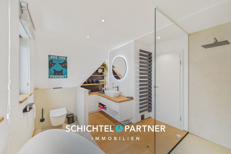 Hagen | Bezugsfertiges Einfamilienhaus | 2023 hochwertig modernisiert – S&amp;P | Wannenbad