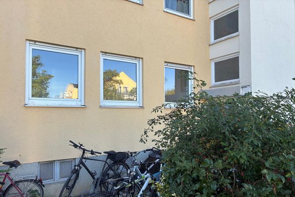 Jasne 3-pokojowe mieszkanie na wysokim parterze z ogródkiem w Germering