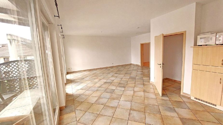 Wohnzimmer + Essbereich + Spei