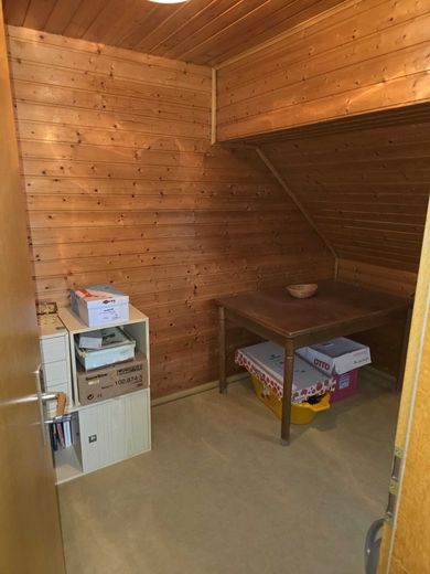 Heringen-Mahalle, Tek Ailelik Ev + Ek Bina – Foto 9