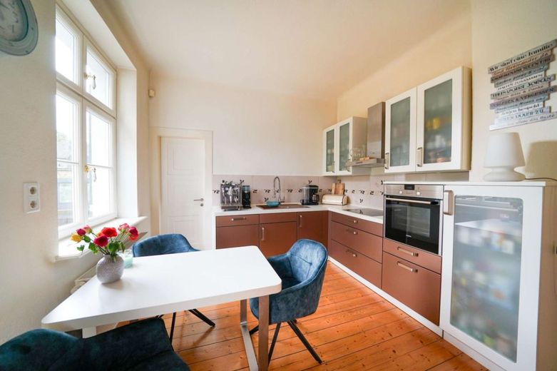 Altbau-Eleganz: Vielseitig nutzbar &amp; modernisiert - Stadtvilla in Bestlage von Bergisch-Neukirchen! – Bild 12
