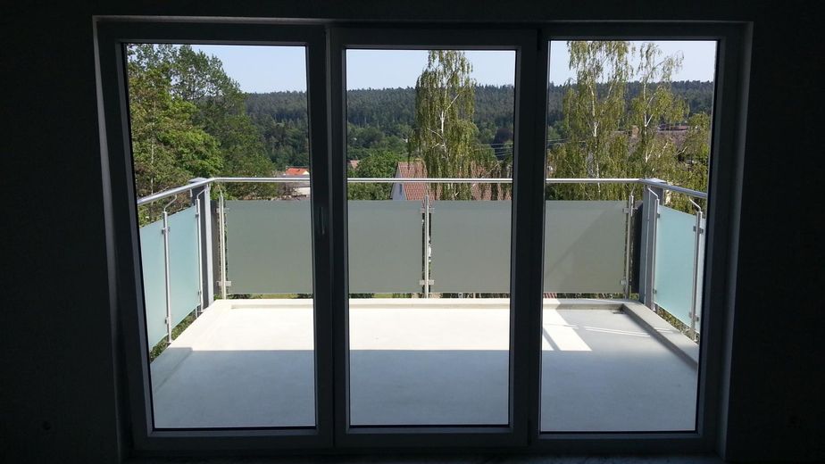 4-Zi Wohnung - Wohnen wie im Urlaub im Privatpark Römerweg – Balkon