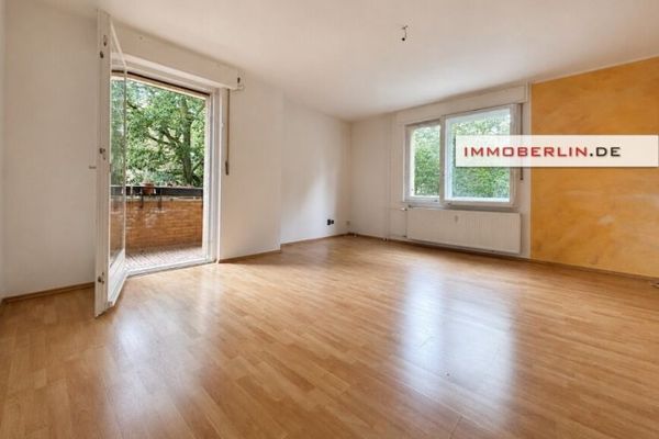 IMMOBERLIN.DE - Harmoniously Positioned Apartment with Southwest-Facing Balcony