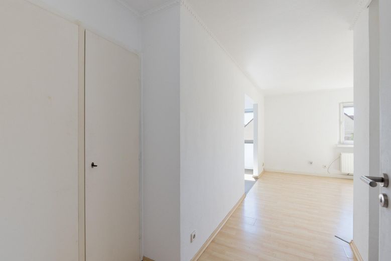 Appartamento ben tenuto di 2 locali con cucina componibile in posizione centrale a Idstein – Foto 5