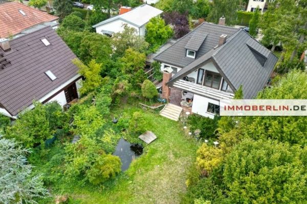 IMMOBERLIN.DE - موقع متميز! منزل فاخر منفصل لعائلة واحدة مع شقة ملحقة