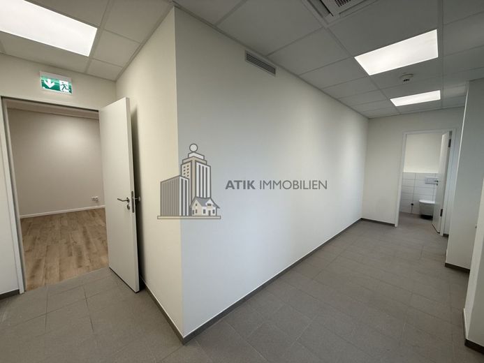 ATIK: Exklusive Bürofläche in der Fressgasse mit Wasserturm-Panorama über der Deutschen Bank – Innenansicht