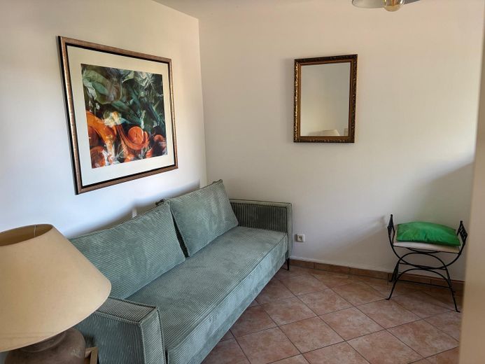 Toskana-Villa freistehend auch als Zweifamilienhaus nutzbar – Arbeits-/Gästezimmer EG