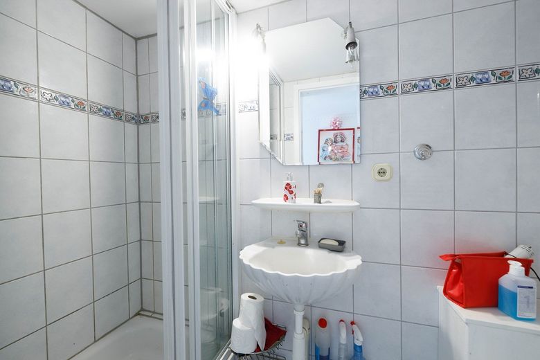 Zum Verkauf steht ein charmantes Einfamilienhaus in 21033 Hamburg mit ca. 101 m² Wohnfläche auf einem großzügigen Grundstück von ca. 757 m². – Foto 13