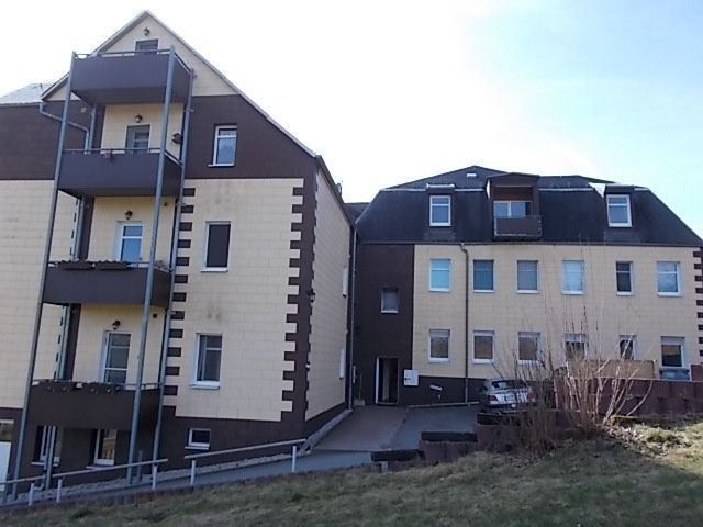 Große DG 2-Zimmer mit Balkon, Laminat, 2x Abstellraum und Wanne in idyllischer Lage! – DSCN2029