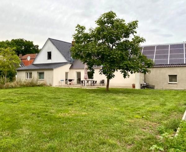 4‑Seiten‑Hof + Wiese, Berlin-nah, für Pferdehof, Mehrgenerationen bis 9 WE, Gewerbe; Café – Ansicht von Süden