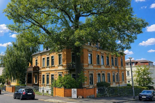 Appartement en copropriété rénové dans un quartier résidentiel prisé de Dresde!!!!
