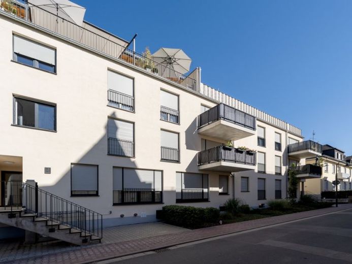 Moderne Stadtwohnung am Schloßberg – Foto 1