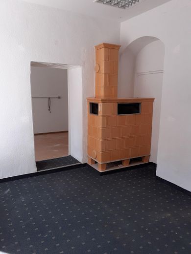 Ladengeschäft Ausstellungsraum in Kohren-Salis, BESTE LAGE im Zentrum direkt am Töpferbrunnen – Verkauf / Lager