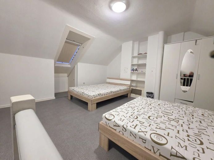 Gepflegtes Reihenmittelhaus in ruhiger Nachbarschaft mit 4 Zimmern und 2 Bädern – Bild 3