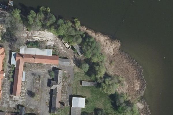 Seegrundstück mit DDR-Fabrik - 2 ha, jetzt mit neuem B-Plan - Potenzialanalyse vorhanden