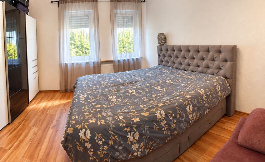 Helle 3-Zi-Wohnung | 84 m² | Einbauküche | Tageslichtbad | Nürnberg-Südstadt – Schlafzimmer