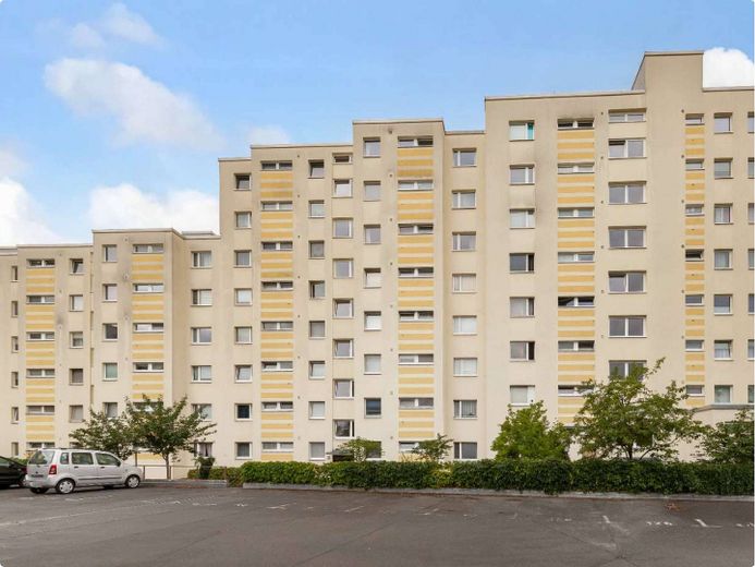 53 m²’de eksiksiz konfor paketi: Ankastre mutfaklı, balkonlu ve otoparklı 2 odalı daire – Außenansicht