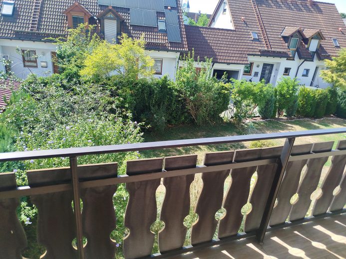 Doppelhaushälfte im Großraum München – Blick vom Balkon