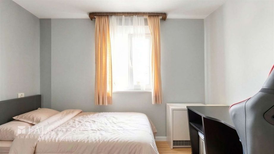 Zweifamilienhaus mit Sanierungspotential in Östringen – Zimmer