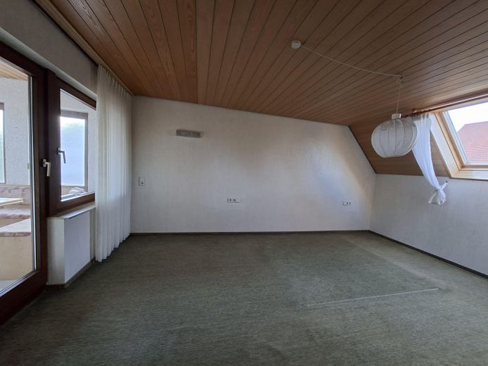 Schlafzimmer OG links